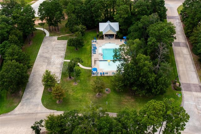 2619 Lost Holly Lane, Conroe, TX 77301