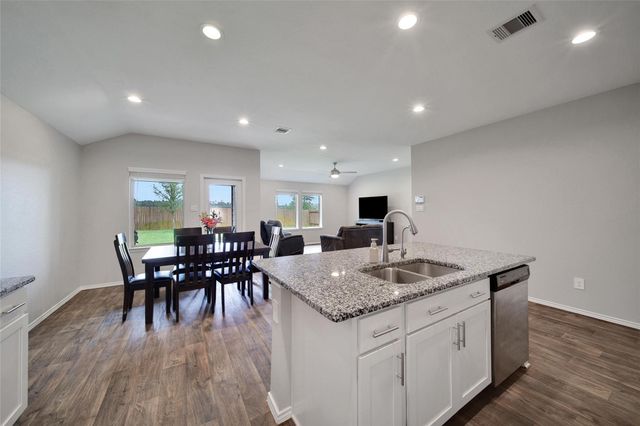 2619 Lost Holly Lane, Conroe, TX 77301
