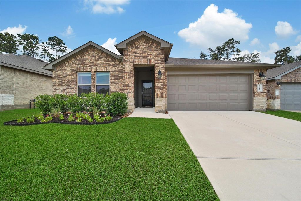 2619 Lost Holly Lane, Conroe, TX 77301