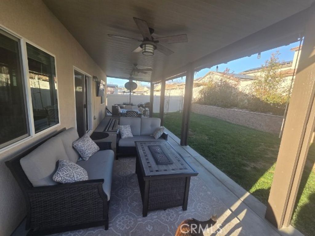 Image 10 of property listing at 1021 Avocet Ct., Calimesa, CA 92320