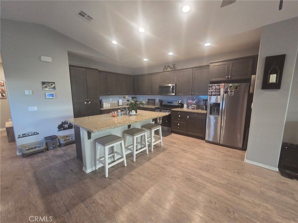 Image 15 of property listing at 1021 Avocet Ct., Calimesa, CA 92320