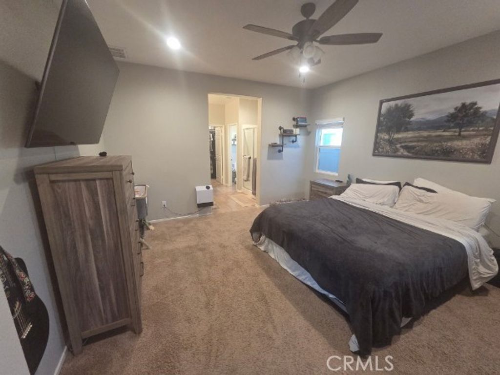 Image 4 of property listing at 1021 Avocet Ct., Calimesa, CA 92320