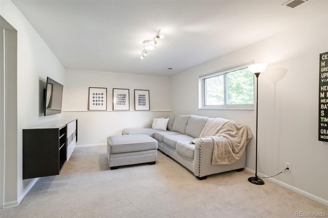 6595 S Cherry Way, Centennial, CO 80121