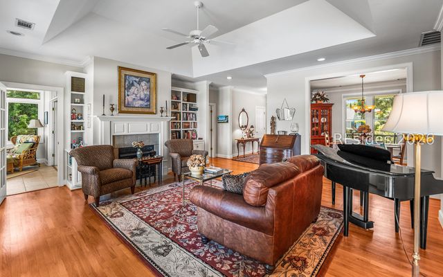 371 Cottage Farm Dr, Beaufort, SC 29902