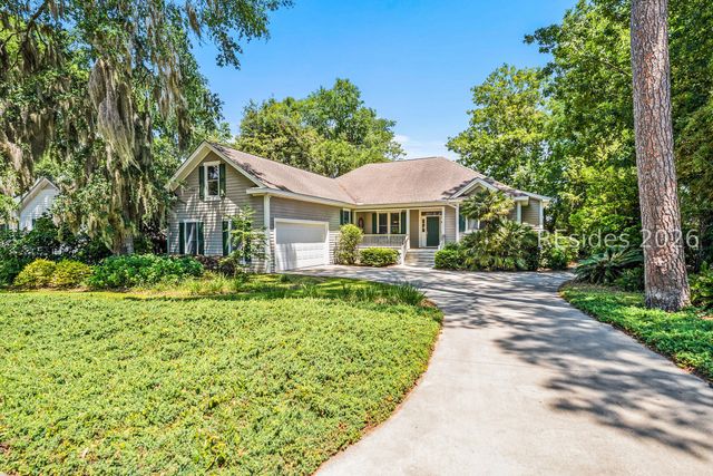 371 Cottage Farm Dr, Beaufort, SC 29902