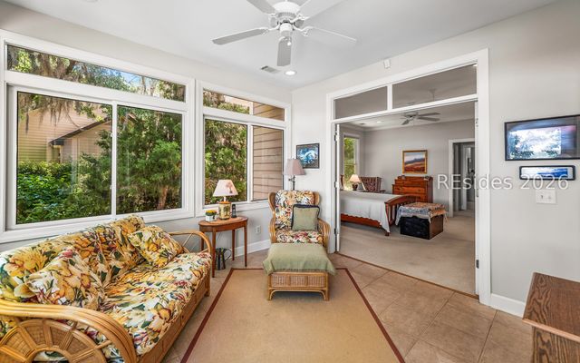 371 Cottage Farm Dr, Beaufort, SC 29902