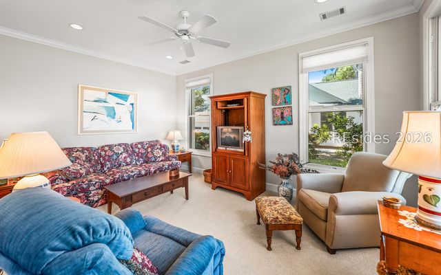 371 Cottage Farm Dr, Beaufort, SC 29902