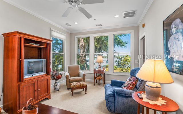 371 Cottage Farm Dr, Beaufort, SC 29902