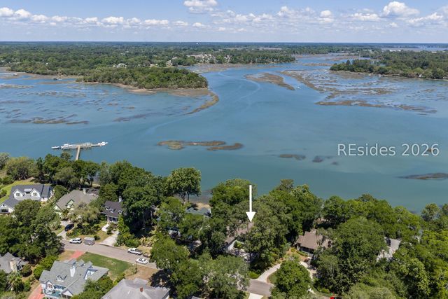 371 Cottage Farm Dr, Beaufort, SC 29902