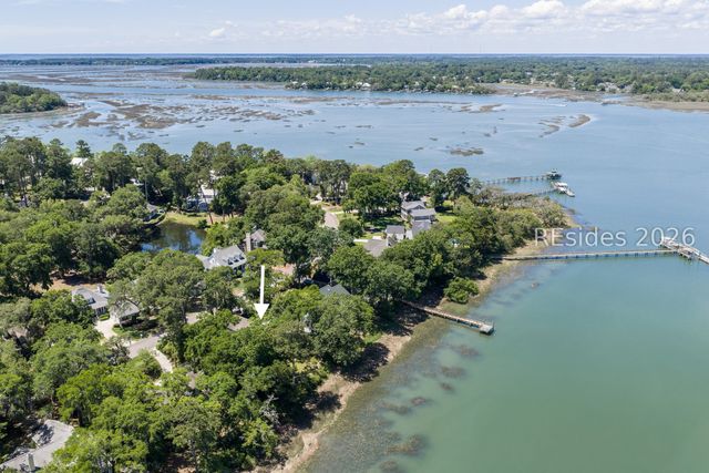 371 Cottage Farm Dr, Beaufort, SC 29902