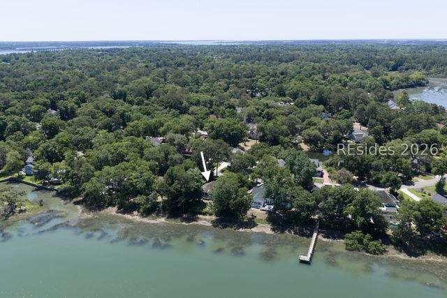 371 Cottage Farm Dr, Beaufort, SC 29902
