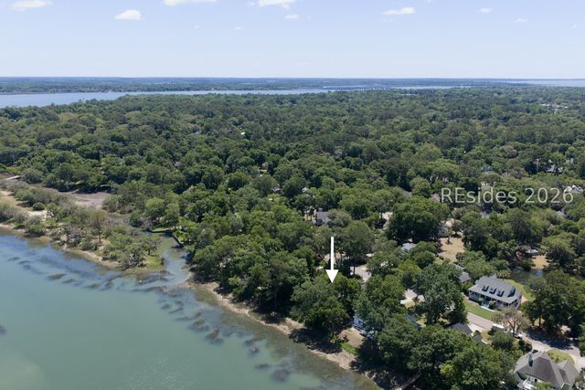 371 Cottage Farm Dr, Beaufort, SC 29902