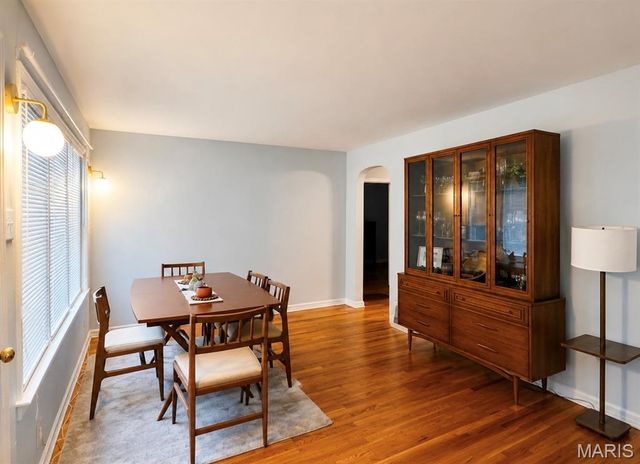 5262 Fairview Avenue, St Louis, MO 63139