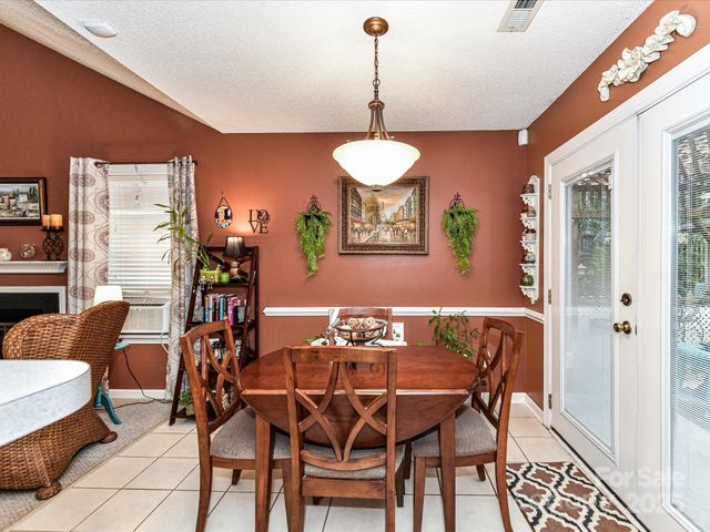 111 Fox Glove Drive, Mooresville, NC 28115