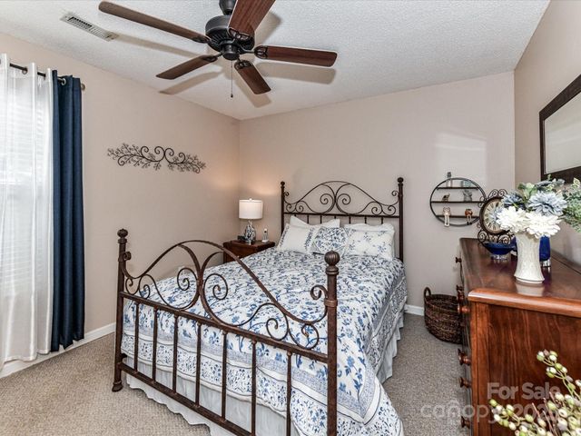 111 Fox Glove Drive, Mooresville, NC 28115