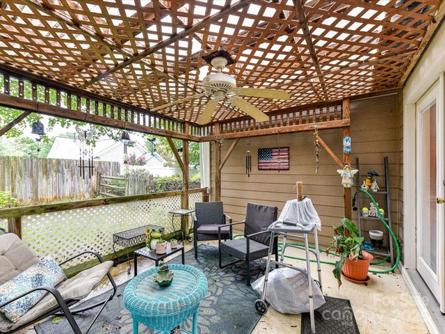 111 Fox Glove Drive, Mooresville, NC 28115