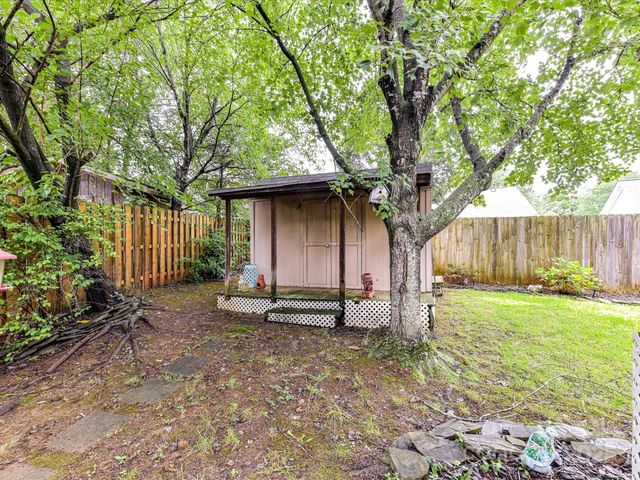 111 Fox Glove Drive, Mooresville, NC 28115