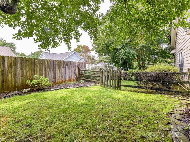 111 Fox Glove Drive, Mooresville, NC 28115