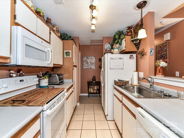 111 Fox Glove Drive, Mooresville, NC 28115