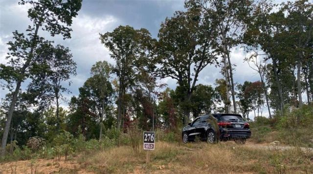 1084 Highgrove Drive, Talking Rock, GA 30175