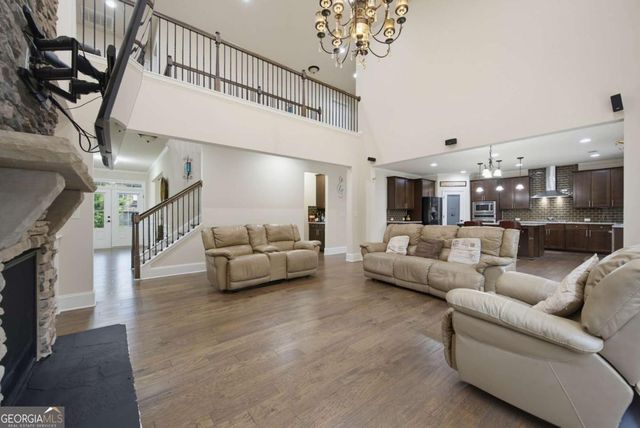 4090 Tobiano Trail, Cumming, GA 30040
