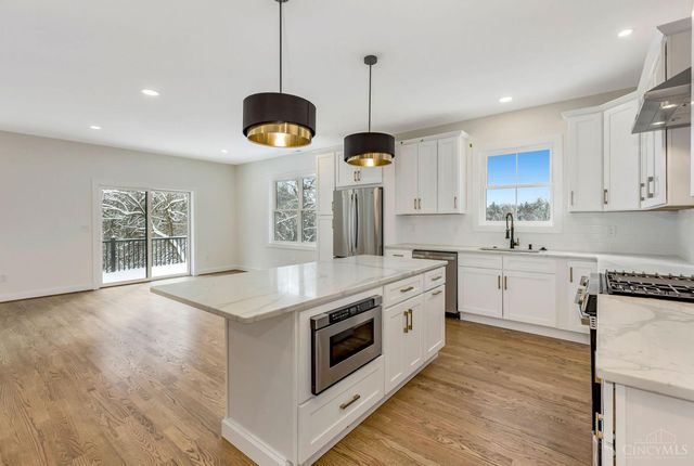 6845 East Fork Road, Cincinnati, OH 45227