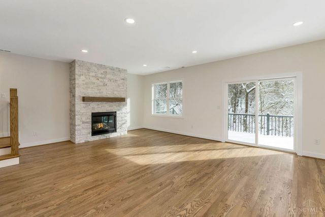 6845 East Fork Road, Cincinnati, OH 45227