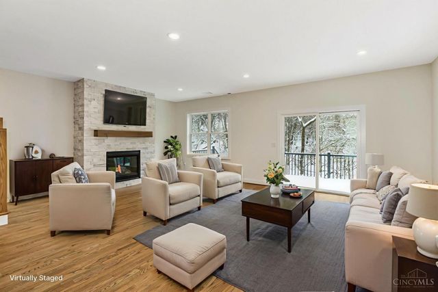 6845 East Fork Road, Cincinnati, OH 45227