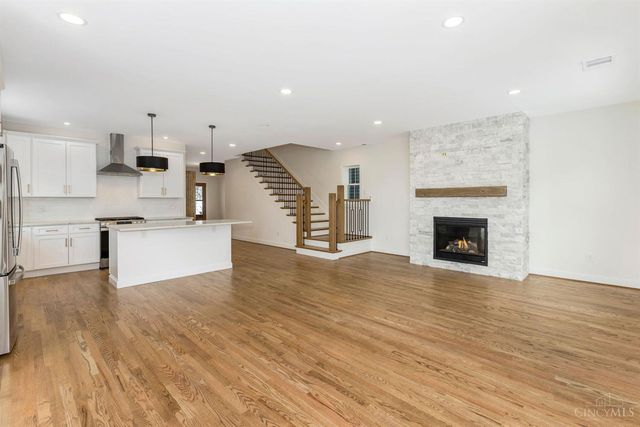 6845 East Fork Road, Cincinnati, OH 45227
