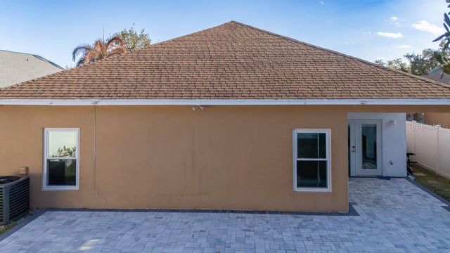 8915 VICTORIA ISLE PLACE, Orlando, FL 32829