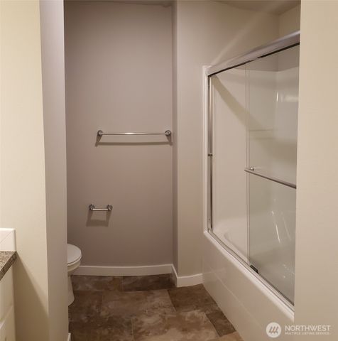 15908 39th Ave East, Tacoma, WA 98446