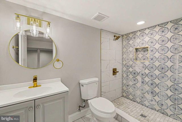 3710 SOUTHERN AVE, Baltimore, MD 21206