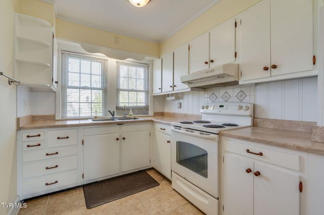 2716 Linden Road, Kingsport, TN 37664