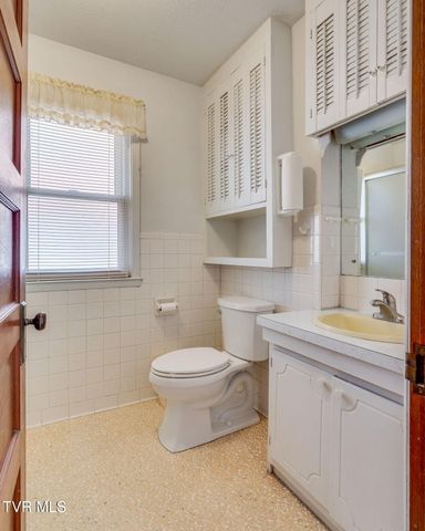 2716 Linden Road, Kingsport, TN 37664