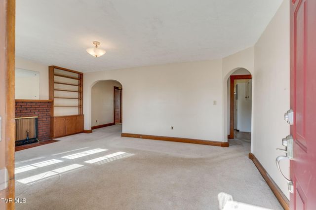 2716 Linden Road, Kingsport, TN 37664