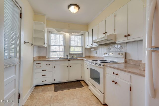 2716 Linden Road, Kingsport, TN 37664