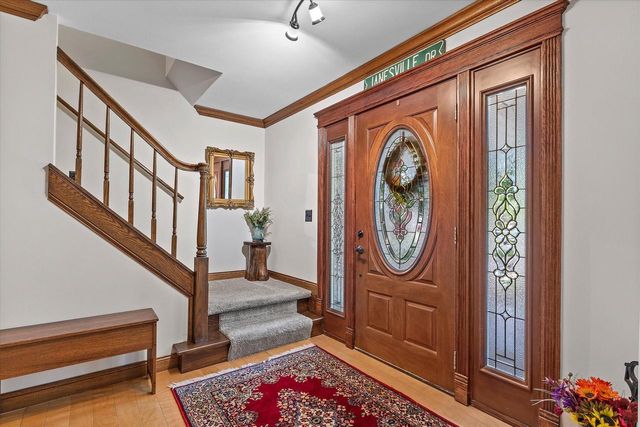 18435 Tilton COURT, Brookfield, WI 53045