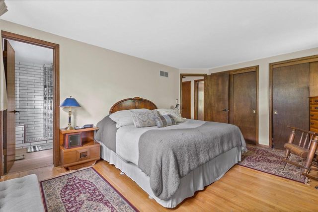 18435 Tilton COURT, Brookfield, WI 53045