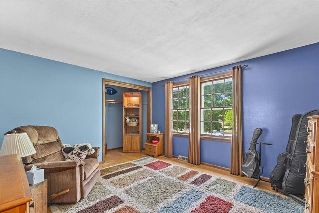18435 Tilton COURT, Brookfield, WI 53045