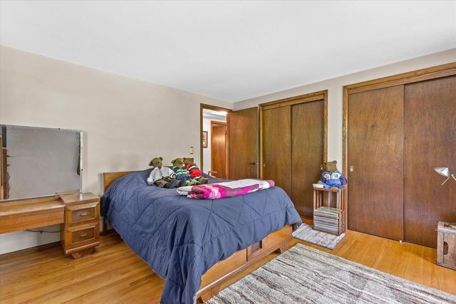 18435 Tilton COURT, Brookfield, WI 53045