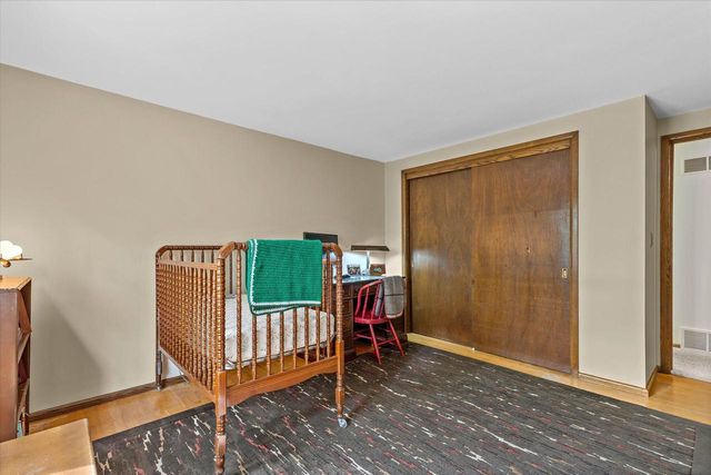 18435 Tilton COURT, Brookfield, WI 53045