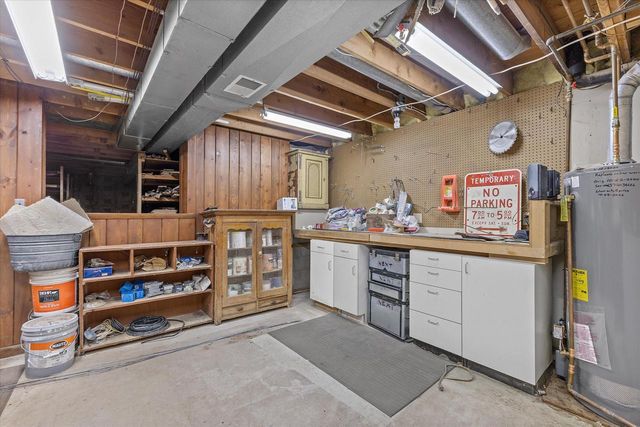 18435 Tilton COURT, Brookfield, WI 53045