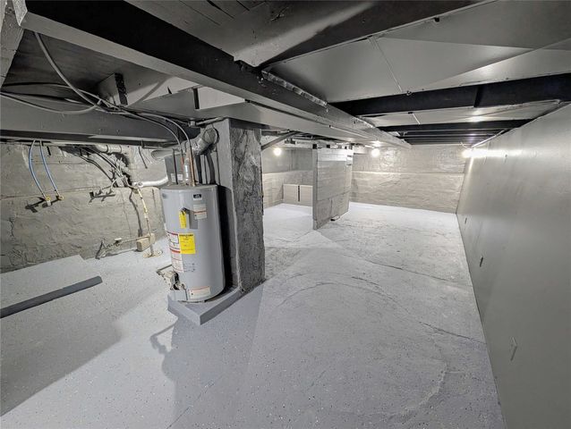 1416 Cleveland Avenue, Des Moines, IA 50316