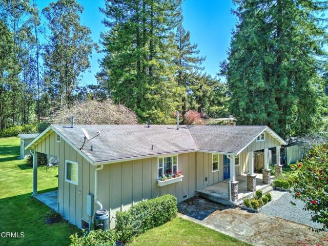 30860 Simpson Lane, Fort Bragg, CA 95437