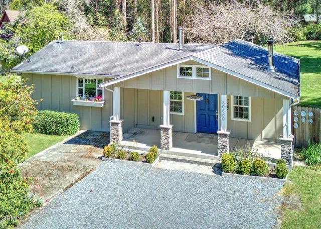 30860 Simpson Lane, Fort Bragg, CA 95437