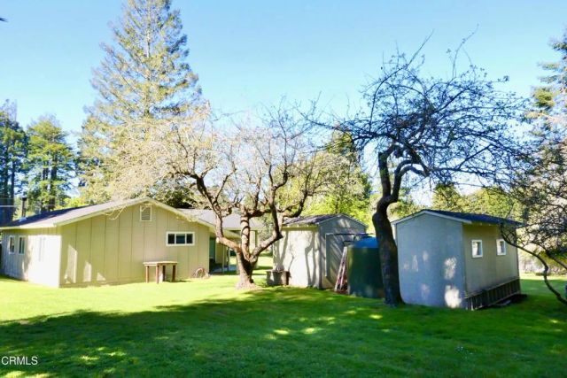 30860 Simpson Lane, Fort Bragg, CA 95437