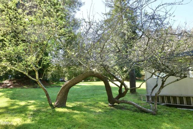 30860 Simpson Lane, Fort Bragg, CA 95437