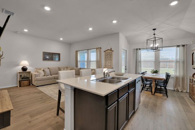 6415 Whitecap Drive, Princeton, TX 75407