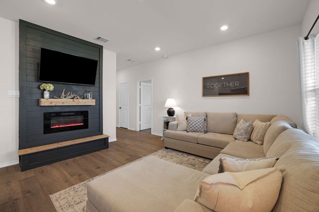 6415 Whitecap Drive, Princeton, TX 75407