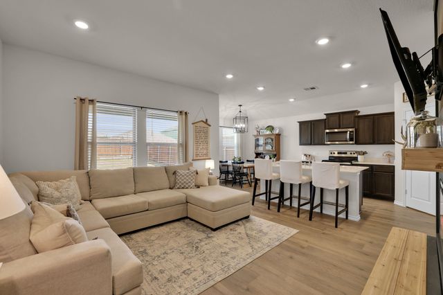 6415 Whitecap Drive, Princeton, TX 75407